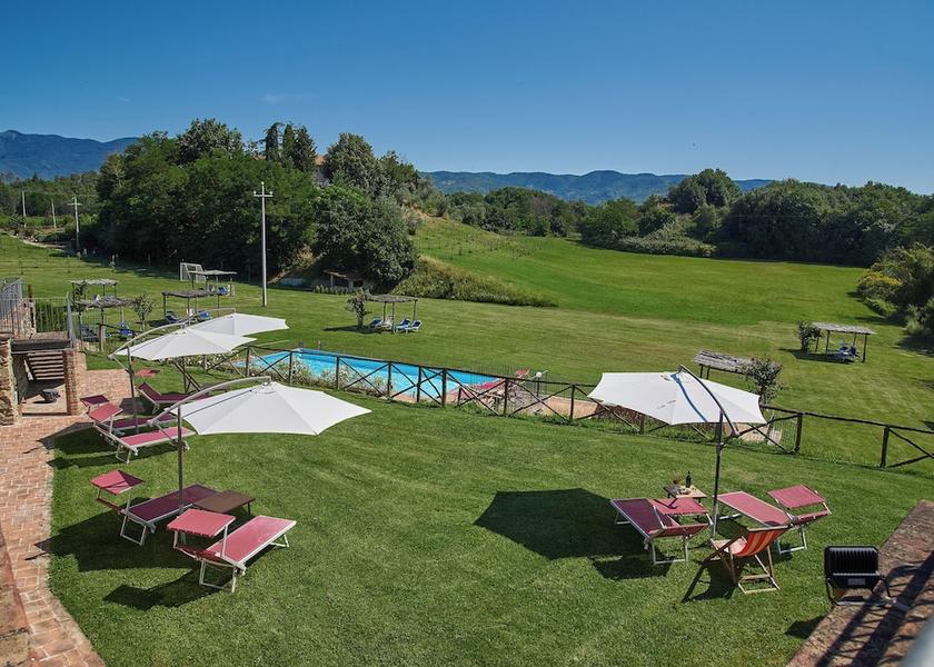 Tuscany Pergine Valdarno Sundeck