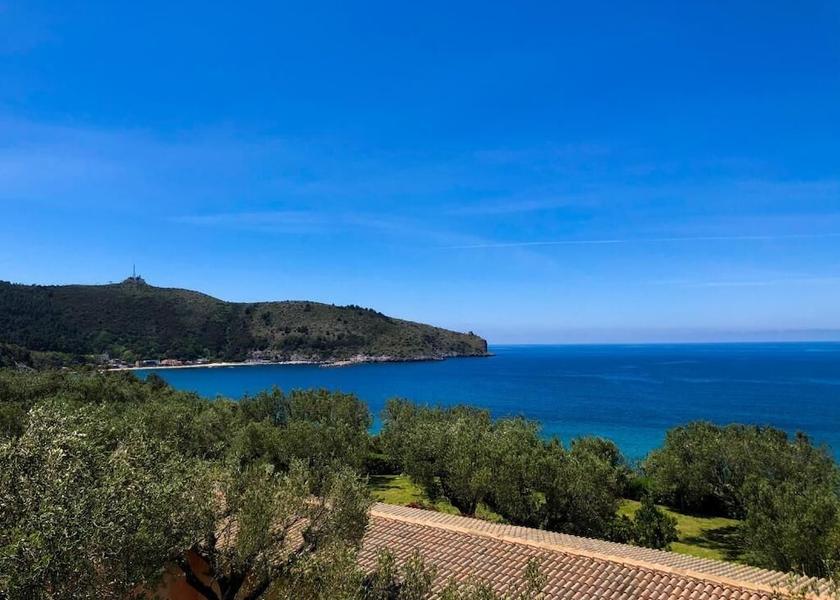 Campania Centola Amenity