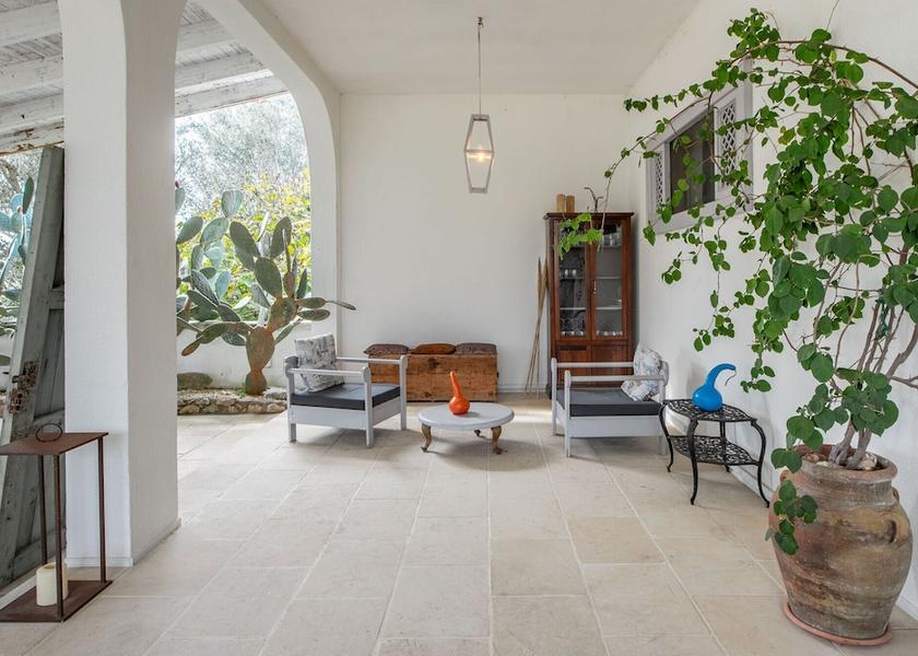 Puglia Ortelle Exterior Detail