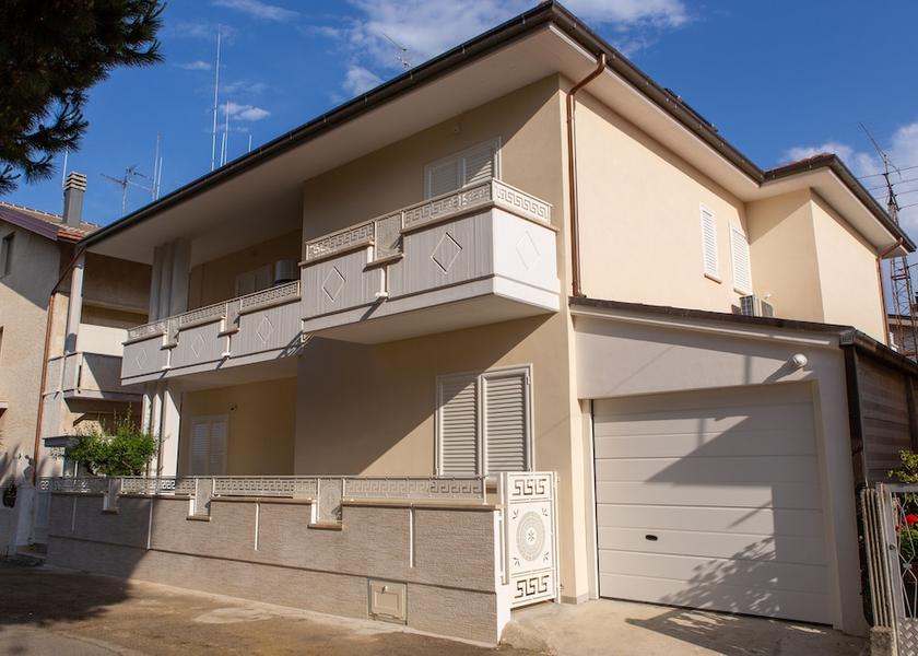 Abruzzo Martinsicuro Exterior Detail