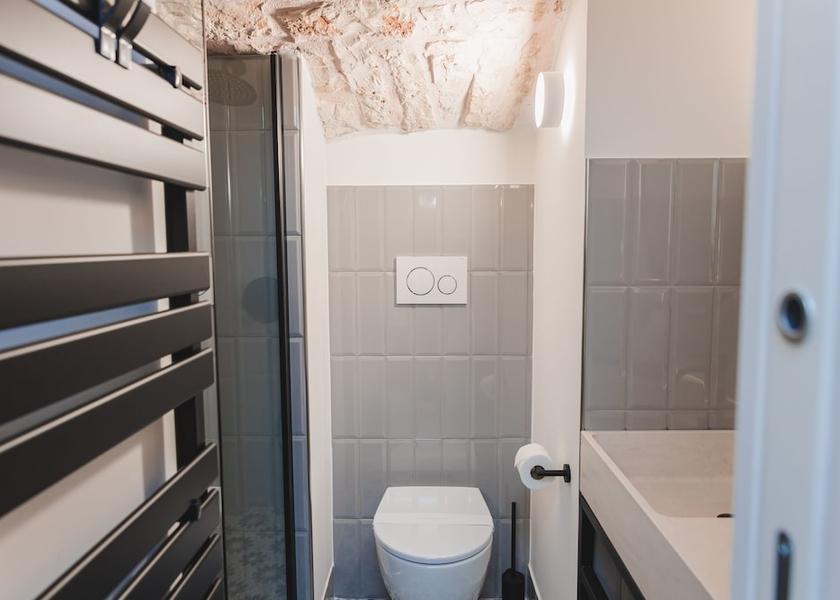 Puglia Putignano Bathroom