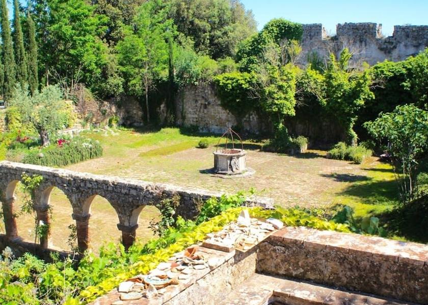 Tuscany Pitigliano Room