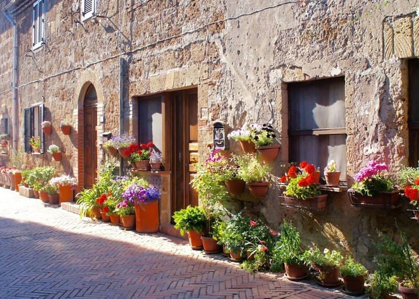 Tuscany Pitigliano Room