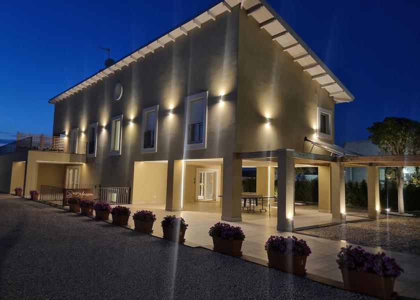 Campania Volla Facade