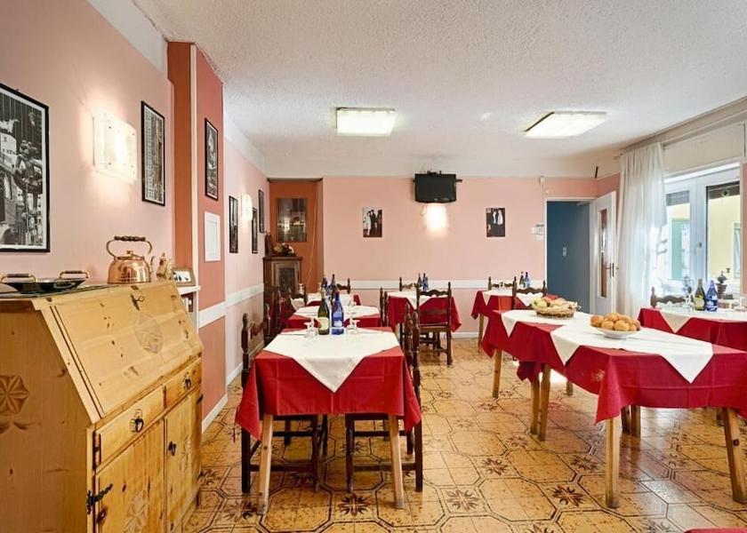 Valle d'Aosta Aosta Dining Area