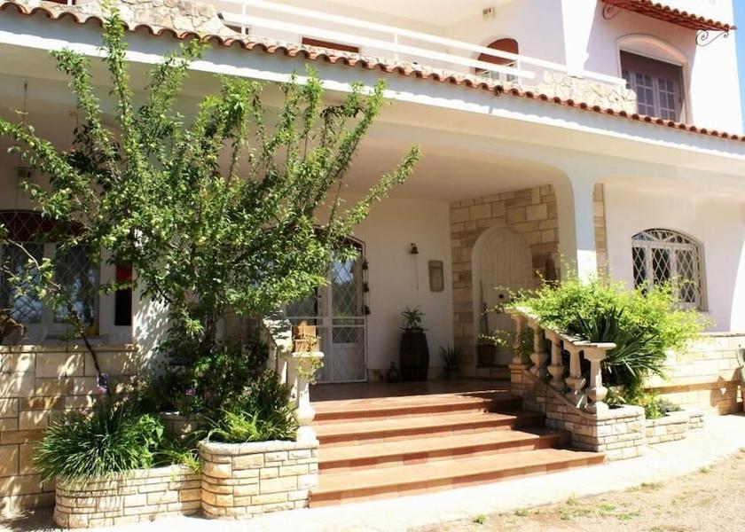 Puglia Parabita Facade