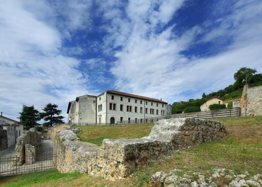Veneto Conegliano Exterior Detail