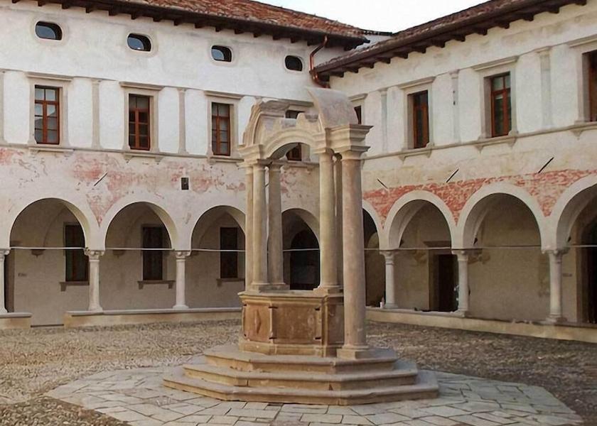 Veneto Conegliano Exterior Detail