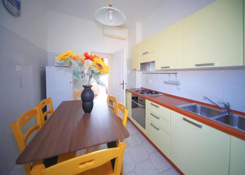 Liguria Borghetto Santo Spirito Kitchen