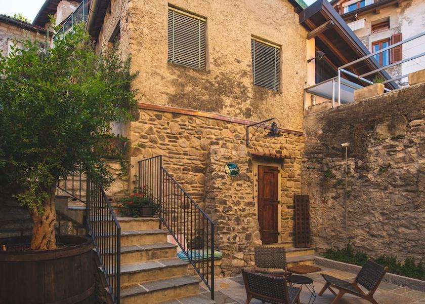 Lombardy Oliveto Lario Exterior Detail