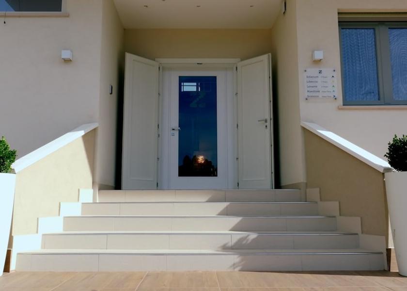 Campania Battipaglia Front of property