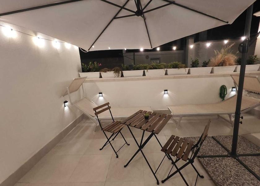 Puglia Castellana Grotte Exterior Detail