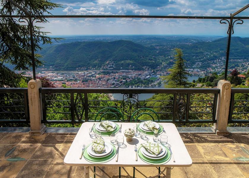 Lombardy Brunate Room