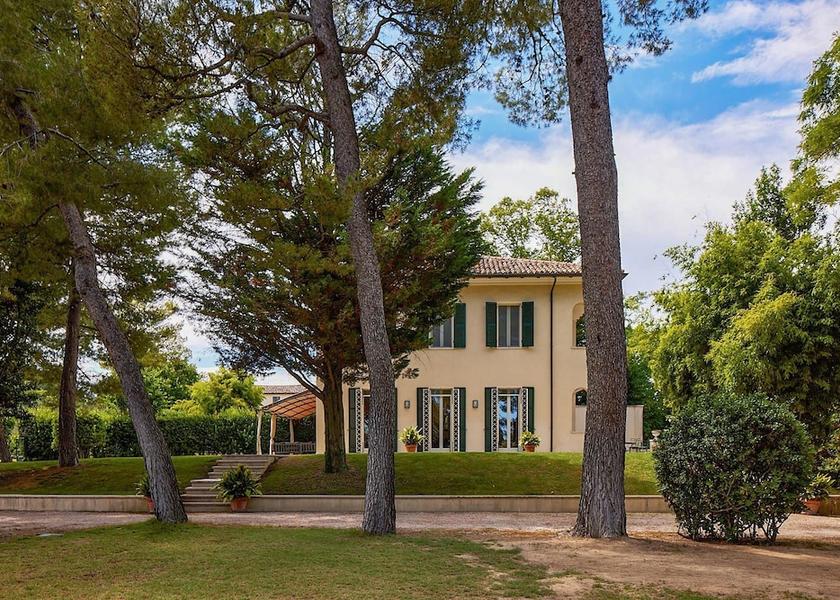 Marche Fano Exterior Detail