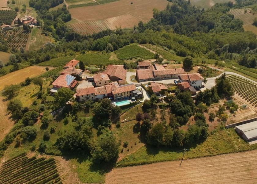 Piedmont Monforte d'Alba Pool