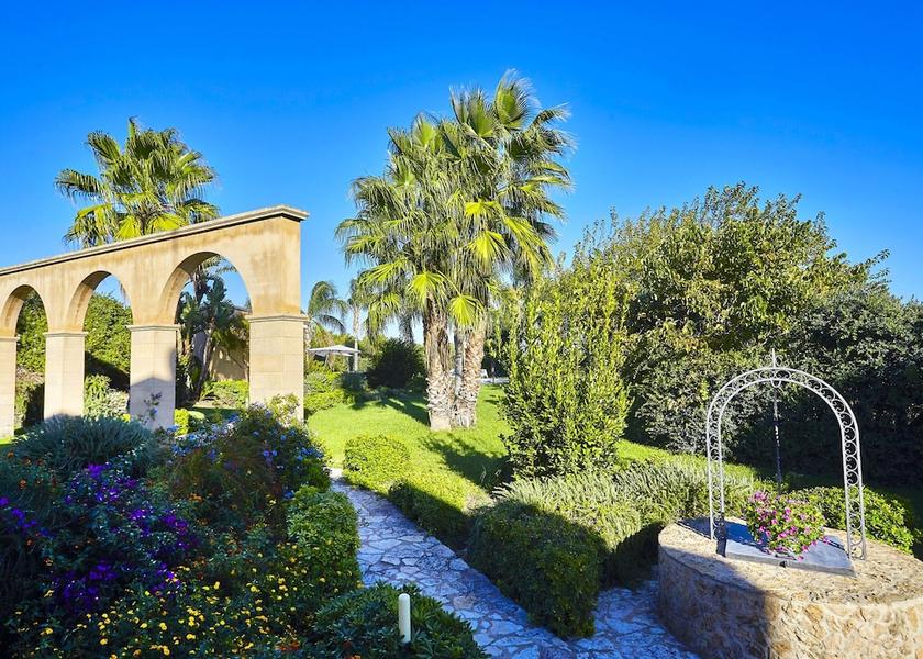 Sicily Castelvetrano Garden