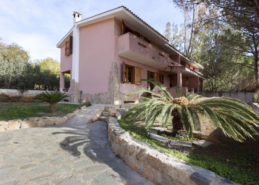 Sardinia Maracalagonis Exterior Detail