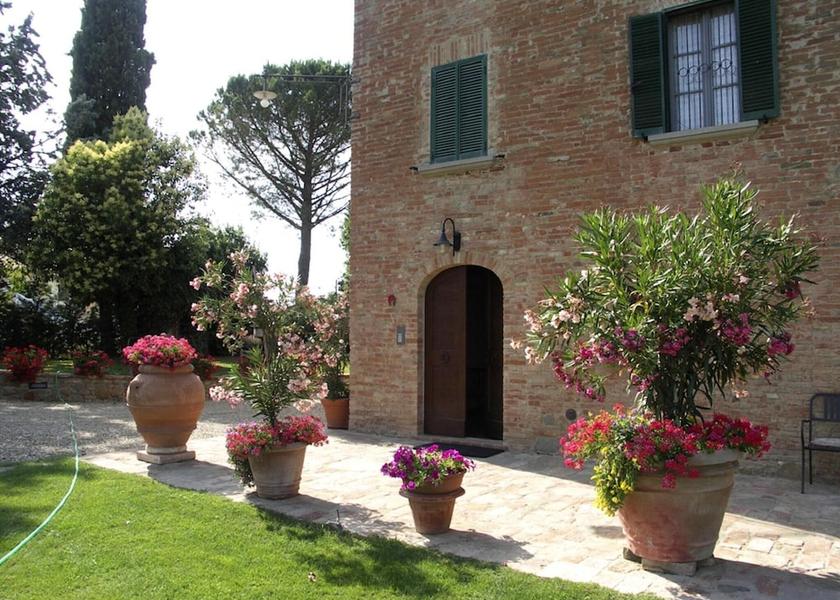 Tuscany Foiano della Chiana Exterior Detail