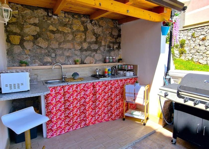 Campania Tramonti Kitchen