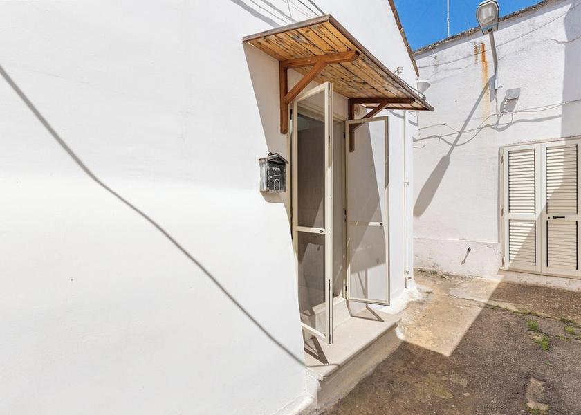 Puglia Veglie Property Grounds