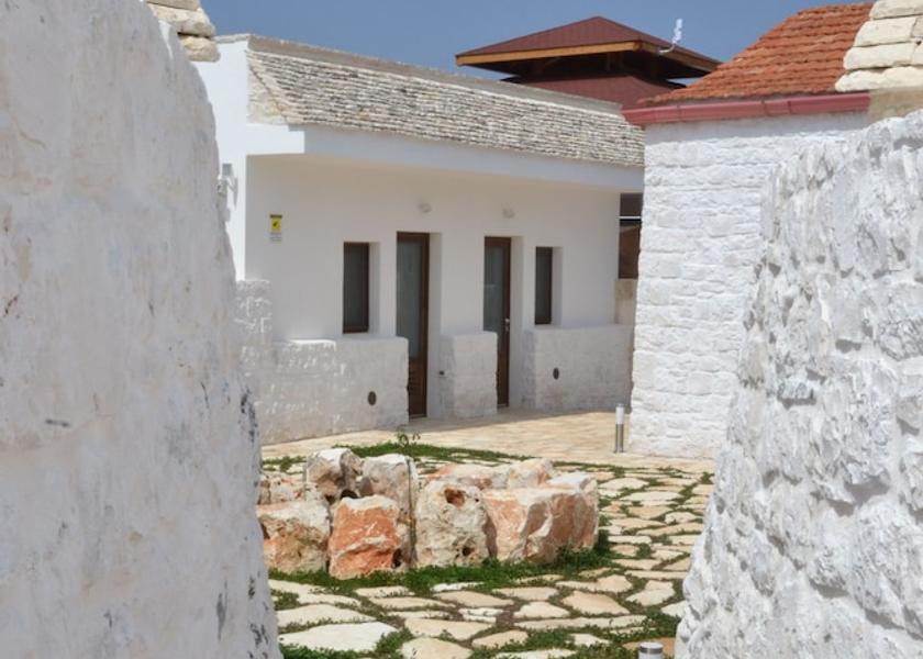 Puglia Noci Exterior Detail