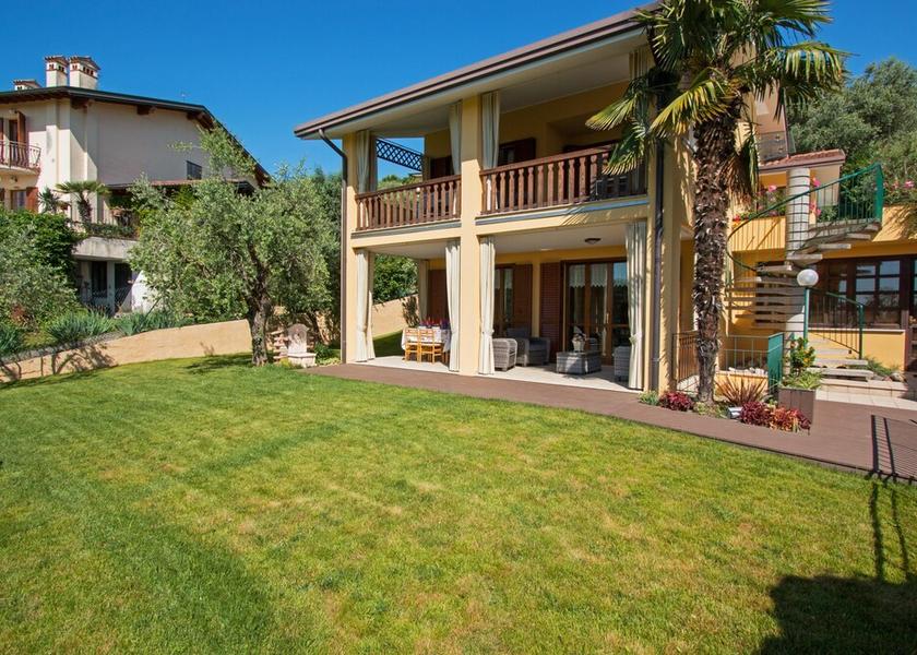 Lombardy Soiano del Lago Garden