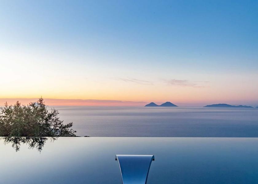 Infinity Pool