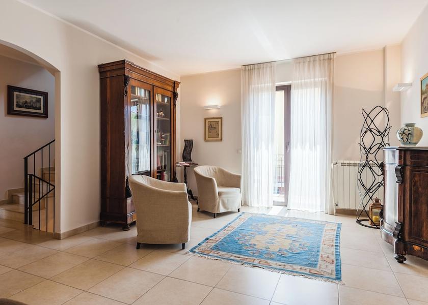 Sicily Trecastagni Living Area