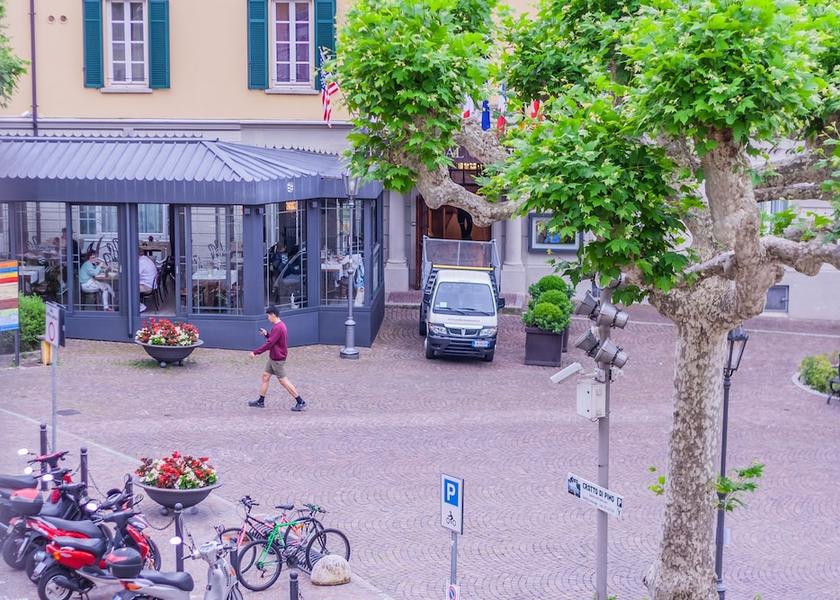 Lombardy Varenna Room