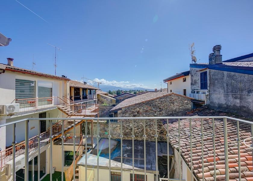 Lombardy San Felice del Benaco Room