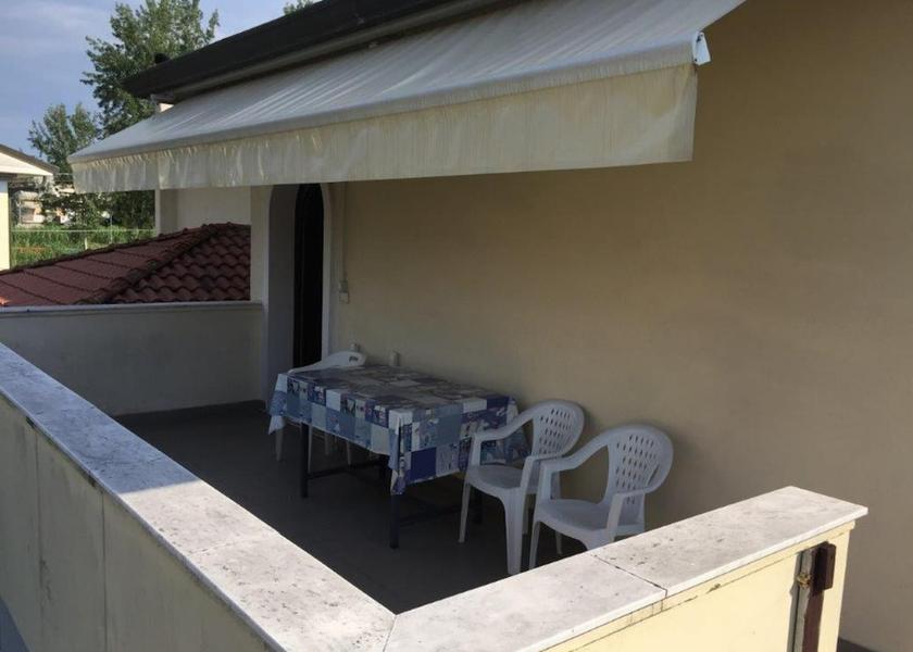 Tuscany Massa Room