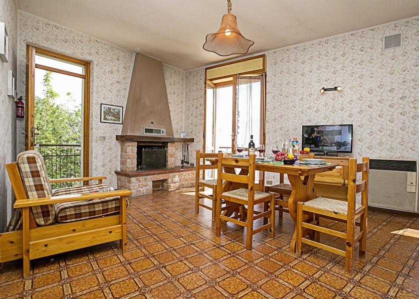 Lombardy Tremosine Room