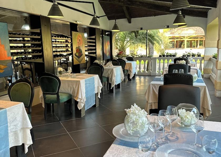 Campania Giugliano in Campania Restaurant