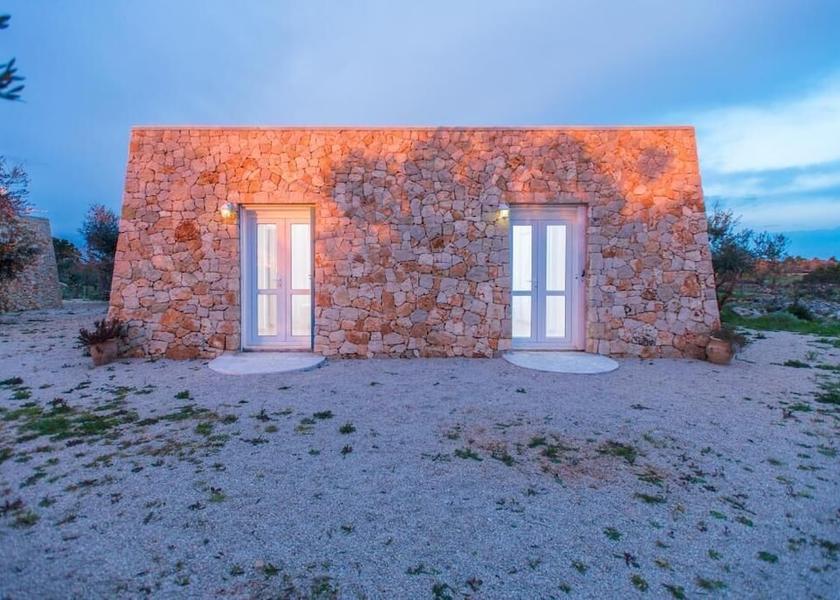 Puglia Tuglie Exterior Detail