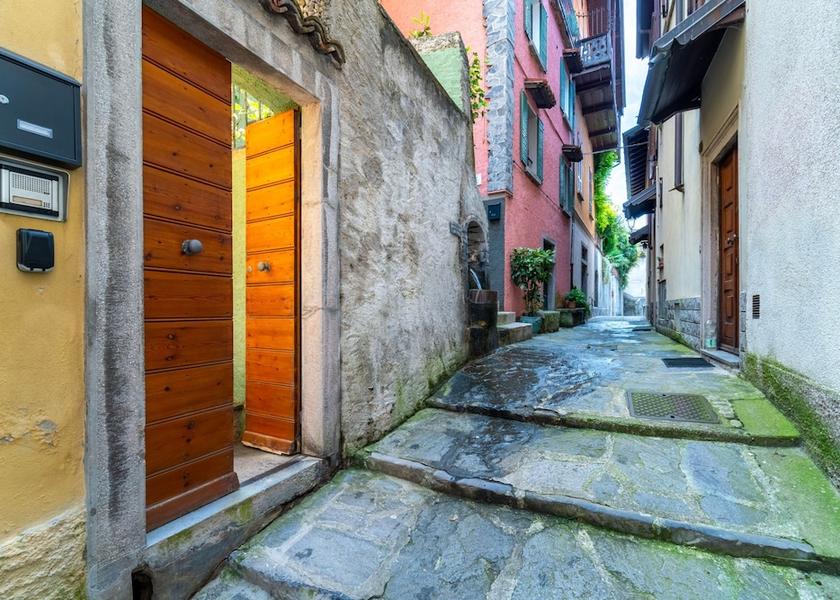 Lombardy Varenna Room