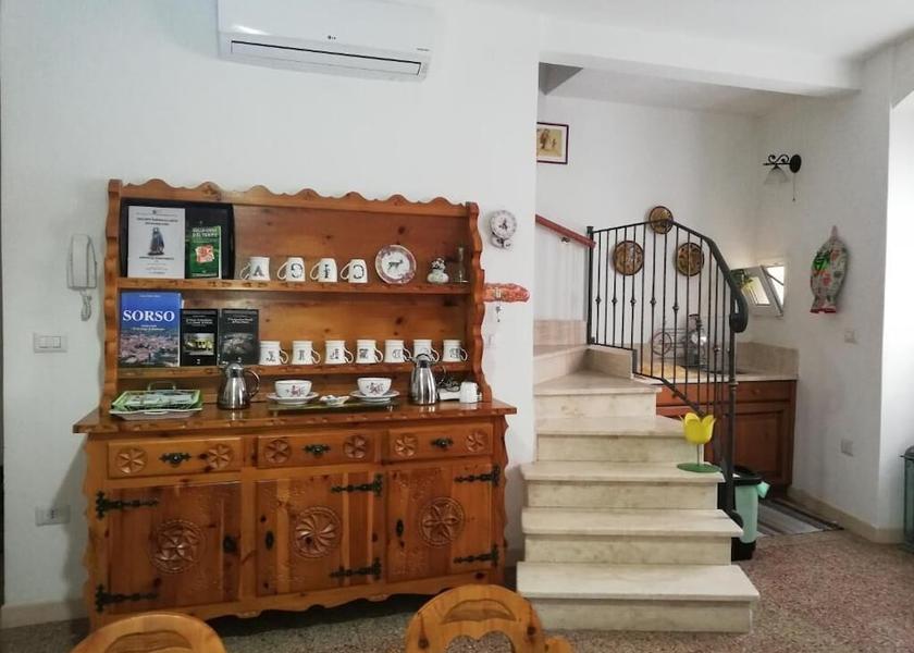 Sardinia Sorso Interior Entrance