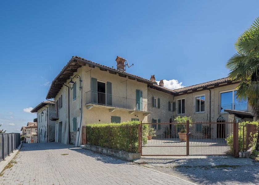 Piedmont Monforte d'Alba Facade
