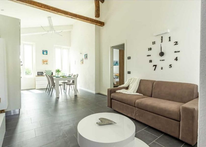 Lombardy San Fermo della Battaglia Living Area