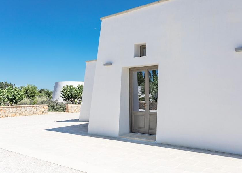 Puglia Alliste Exterior Detail