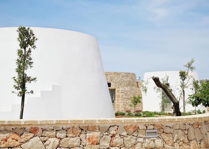 Puglia Alliste Exterior Detail