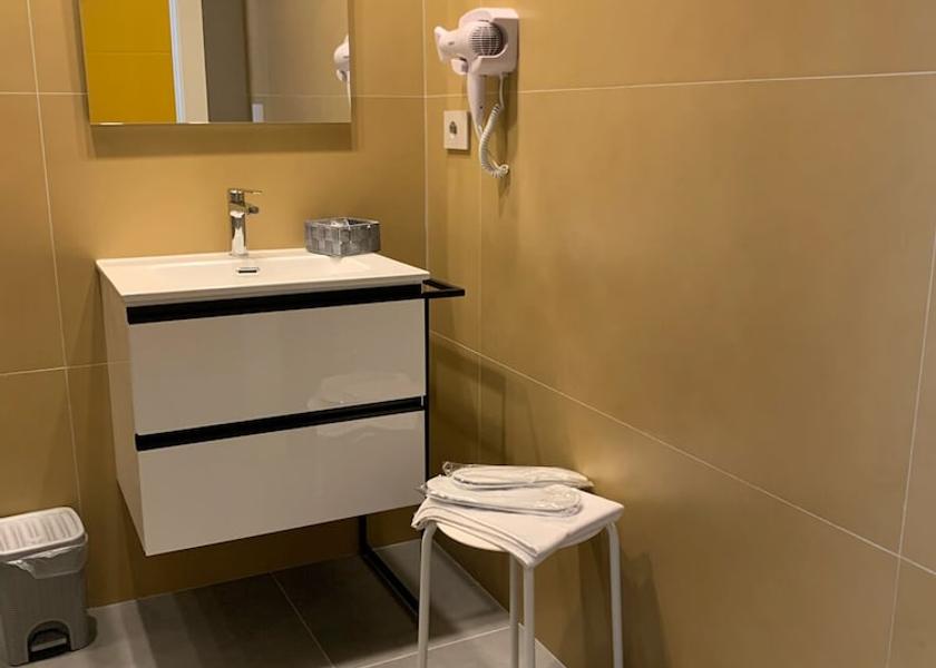 Campania Montecorvino Pugliano Bathroom