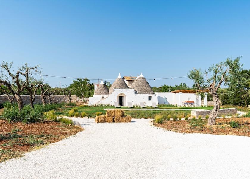 Puglia Putignano Exterior Detail