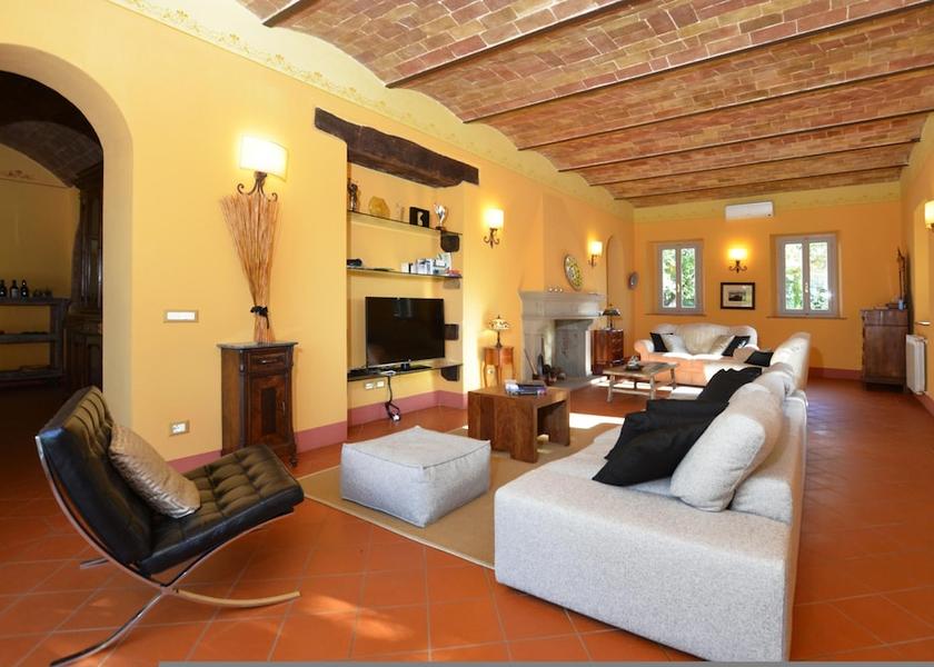 Tuscany Casole d'Elsa Room