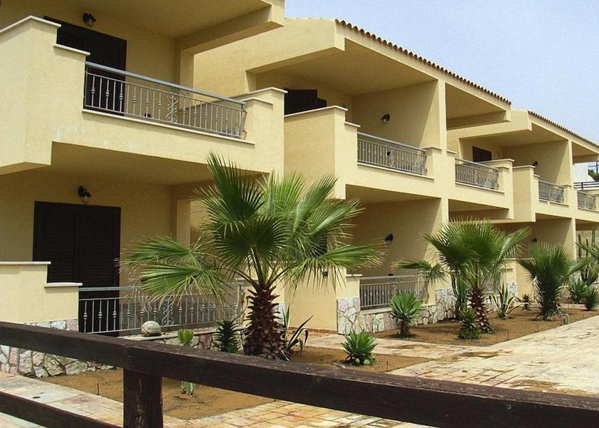 Sicily Castelvetrano Exterior Detail