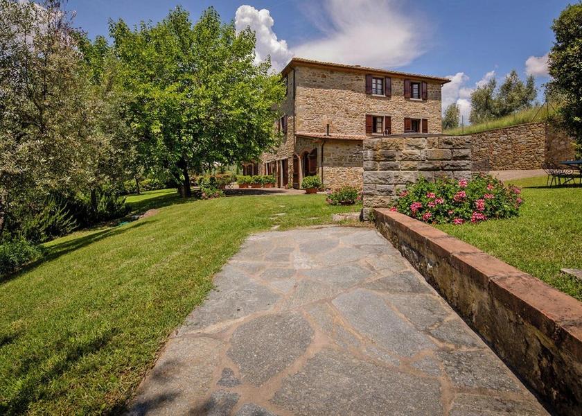 Tuscany Castiglion Fiorentino Exterior Detail