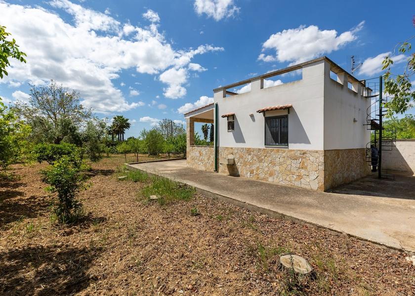 Puglia Casarano Exterior Detail