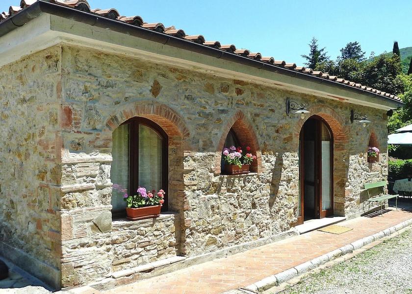 Tuscany San Giuliano Terme Exterior Detail