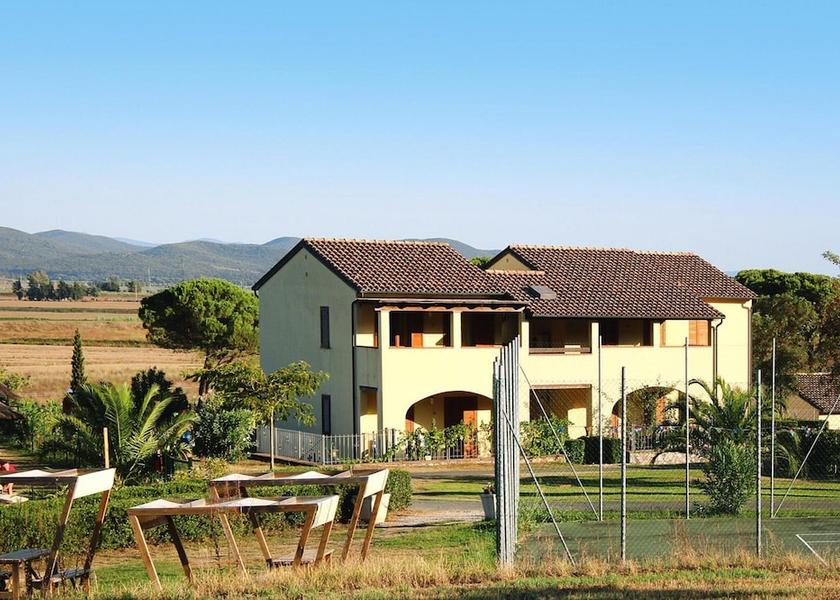 Tuscany Suvereto Exterior Detail