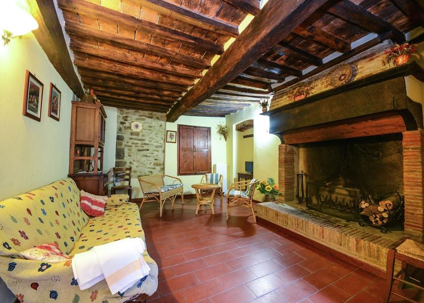Umbria Monte Santa Maria Tiberina Living Area