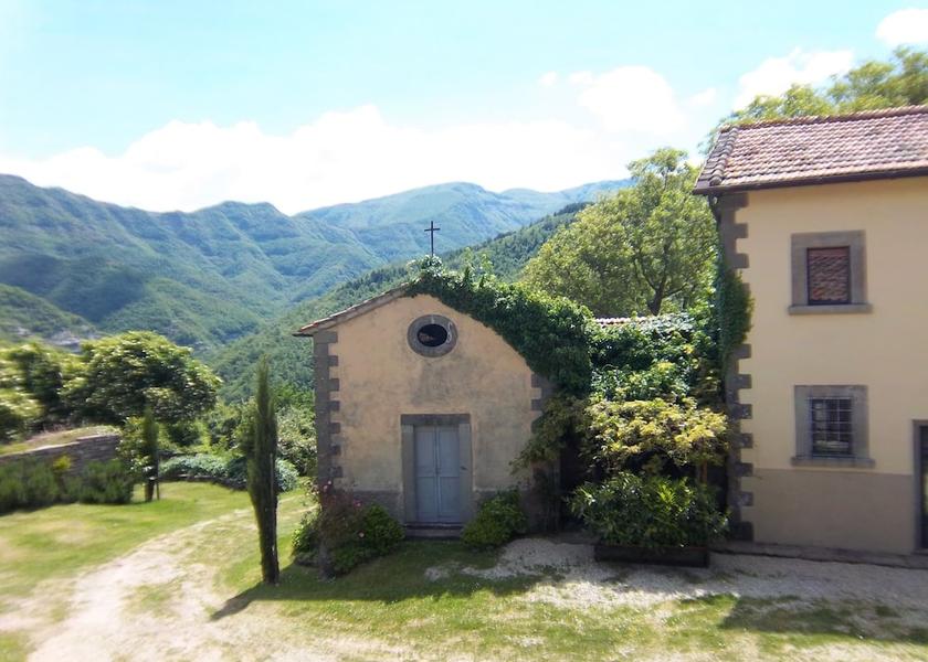 Tuscany San Godenzo Interior Entrance